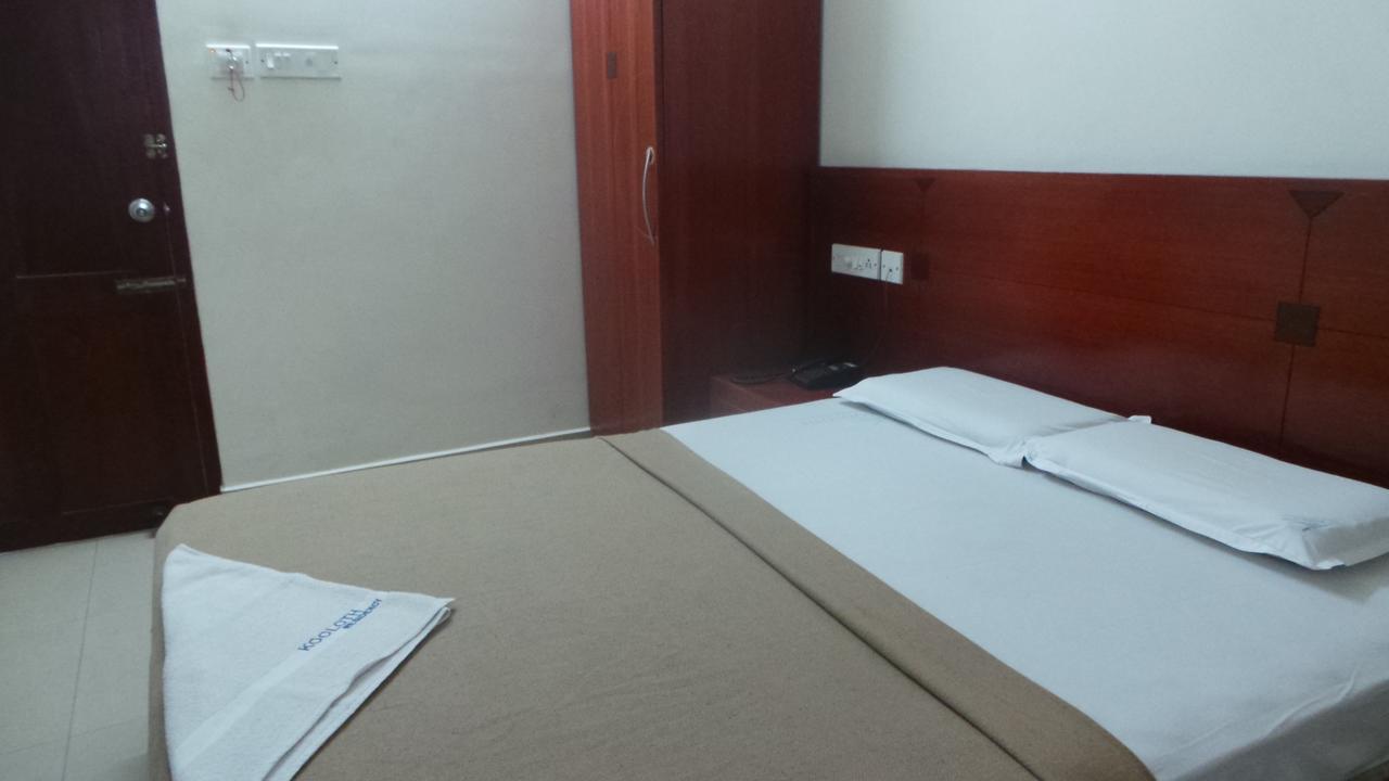 Kooloth Lake View Residency Hotel Coimbatore Esterno foto