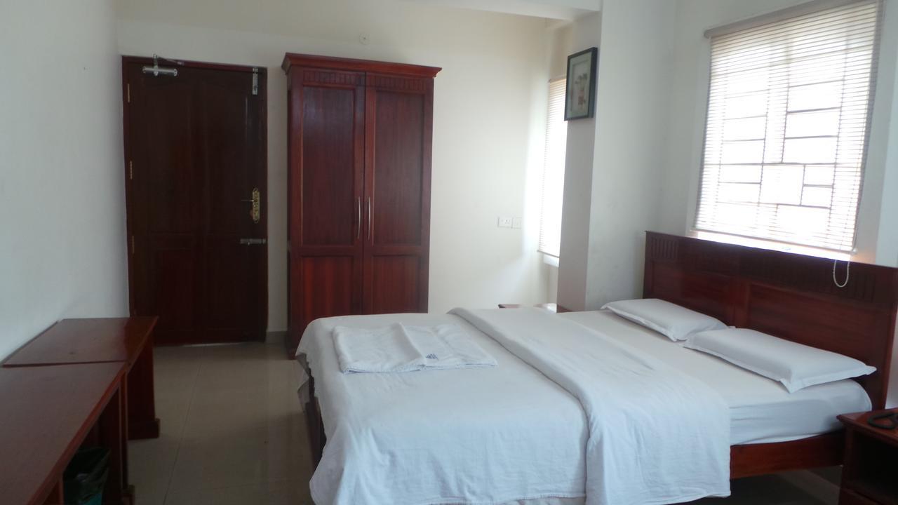 Kooloth Lake View Residency Hotel Coimbatore Esterno foto